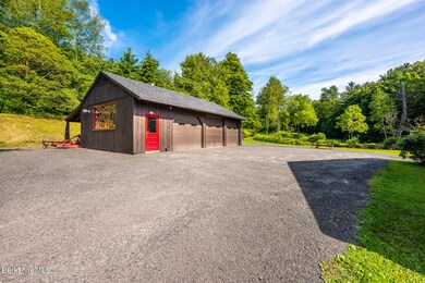 3 Car garage w/ workshop