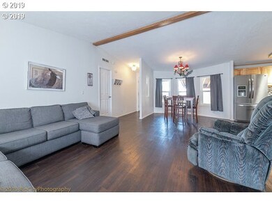 Living Room/Dining Room