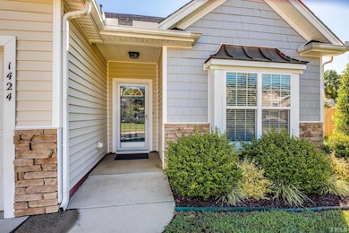 1424 Sexton Ridge Dr, Fuquay Varina, NC 27526 - photo 3