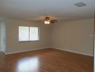 2304 Lincoln Ct, Brandon, FL 33510 - photo 5