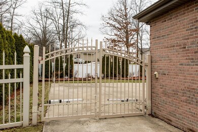 9238 Lane St, Merrillville, IN 46410 - photo 6