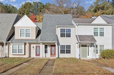 111 Heather Way unit E, Yorktown, VA 23693 - photo 2