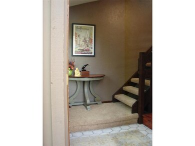 Entry/Foyer. Entry