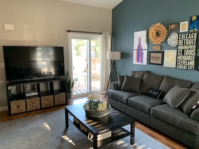 1976 Navarone Dr, Naperville, IL 60565 - photo 7