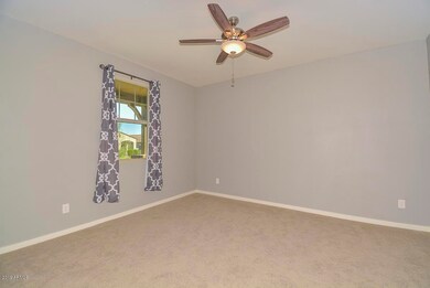 Formal Living/Den