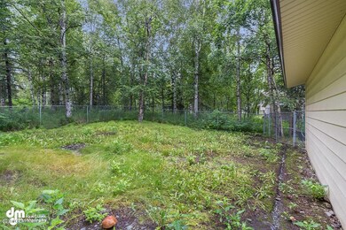 Backyard 9765-SMALL