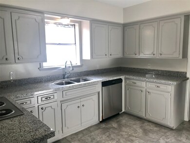 2708 Encino Ave, Bay City, TX 77414 - photo 5