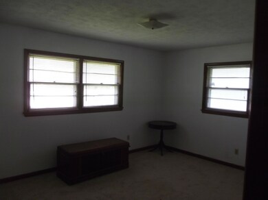 lusterbedroom2
