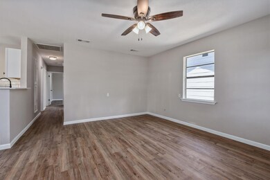 612 Woodard Ave, Cleburne, TX 76033 - photo 6