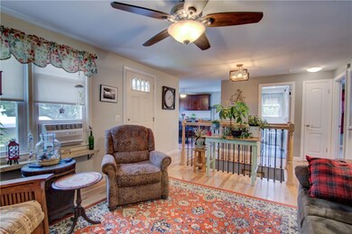 34 Arthur St, West Warwick, RI 02893 - photo 7