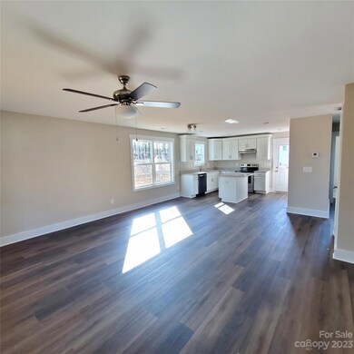 1607 3rd St, Statesville, NC 28677 - photo 4