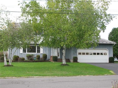 Front view at 44 Heritage Circle