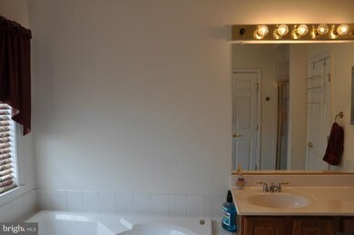 13397 Sir Ramsay Way, Herndon, VA 20171 - photo 5