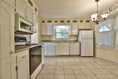 12934 W 99th St, Lenexa, KS 66215 - photo 6