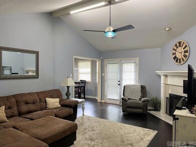 121 Plumdale Dr, Sherwood, AR 72120 - photo 4