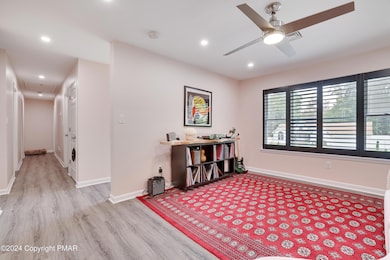 123 Elm Dr, Blakeslee, PA 18610 - photo 4