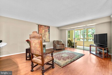 14800 Pennfield Cir unit 211C, Silver Spring, MD 20906 - photo 6