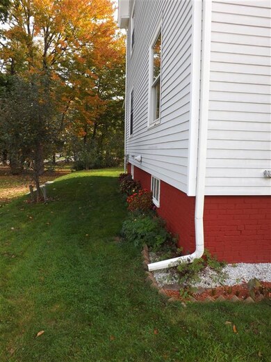 9 Kent St, Portsmouth, NH 03801 - photo 2