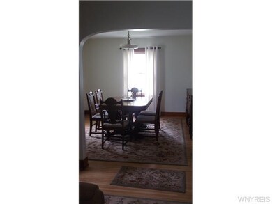 281 Shartle Place, North Tonawanda, NY 14120 - photo 4