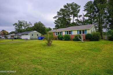 810 Barn St, Jacksonville, NC 28540 - photo 6