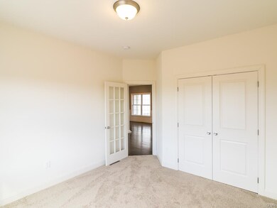 6880 Gwenmawr Rd unit 16, Bethlehem, PA 18017 - photo 5