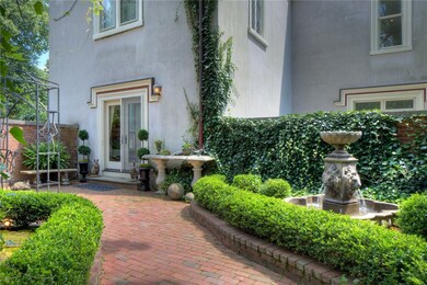 97 Old Beach Rd unit B, Newport, RI 02840 - photo 4