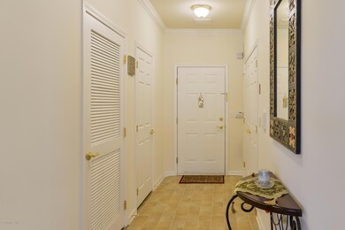 237 Mill Pond Way unit 47, Eatontown, NJ 07724 - photo 3