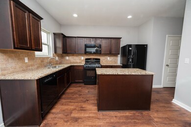 2037 Pomerol Dr, Moore, SC 29369 - photo 4