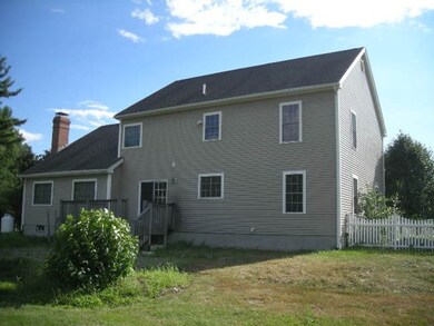 8 Karolina Ln, Bedford, NH 03110 - photo 4
