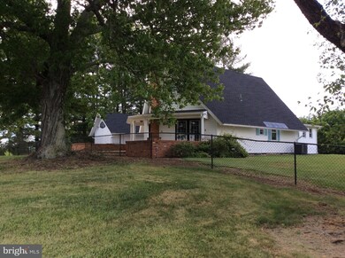 11496 Morgansburg Rd, Bealeton, VA 22712 - photo 4