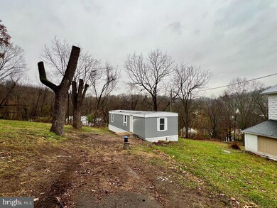 20 Laurel Hill Ln, Berkeley Springs, WV 25411 - photo 2