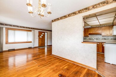 1420 Evaline Dr, Columbus, OH 43224 - photo 7