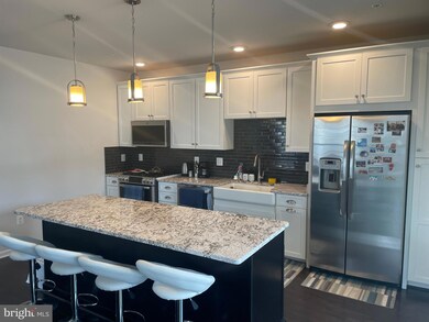 43021 Greggsville Chapel Terrace unit 105, Dulles, VA 20148 - photo 5