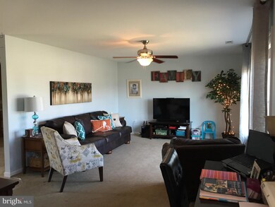 702 Rutherford Dr, Greencastle, PA 17225 - photo 4