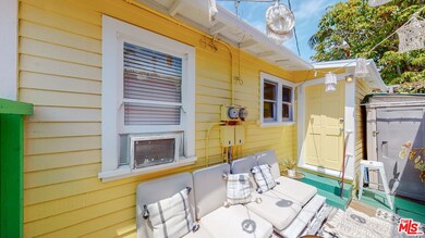 402 N Venice Blvd unit B, Venice, CA 90291 - photo 6