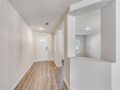 11629 Spring Board Dr, Jacksonville, FL 32218 - photo 4