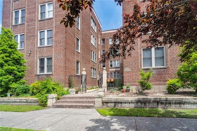 200 W 31st St unit 301, Norfolk, VA 23504 - photo 6