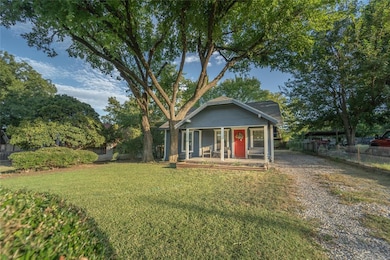 422 E Josephine St, Weatherford, TX 76086 - photo 3