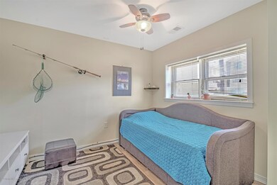 03-LIVING ROOM