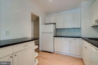 1833 California St NW unit 305, Washington, DC 20009 - photo 6
