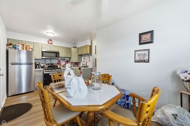 14063 Kilpatrick Ave, Midlothian, IL 60445 - photo 6