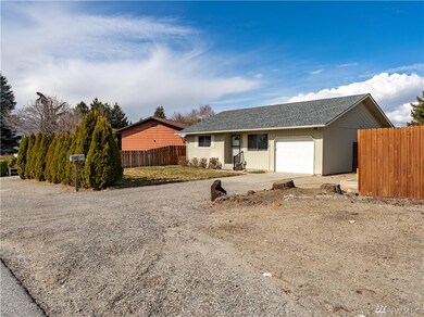 340 Green Briar Ln, East Wenatchee, WA 98802 - photo 2