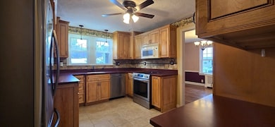 162 June St, Worcester, MA 01602 - photo 7