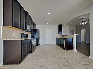 27005 Wichita Ct, Magnolia, TX 77355 - photo 5