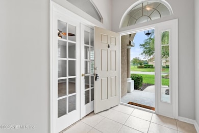 OPEN, SUNNY, FOYER