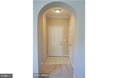 46608 Drysdale Terrace unit 201, Sterling, VA 20165 - photo 3