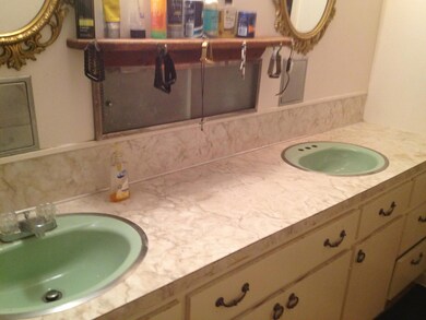jack and jill bath