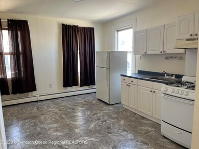 123 1st St unit 2, Keyport, NJ 07735 - photo 2