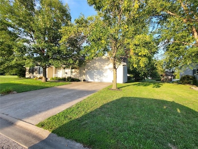 701 Mary Ann Ct, Freeburg, IL 62243 - photo 2