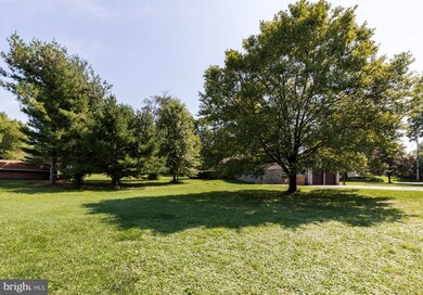 505 Sycamore Rd, Douglassville, PA 19518 - photo 7